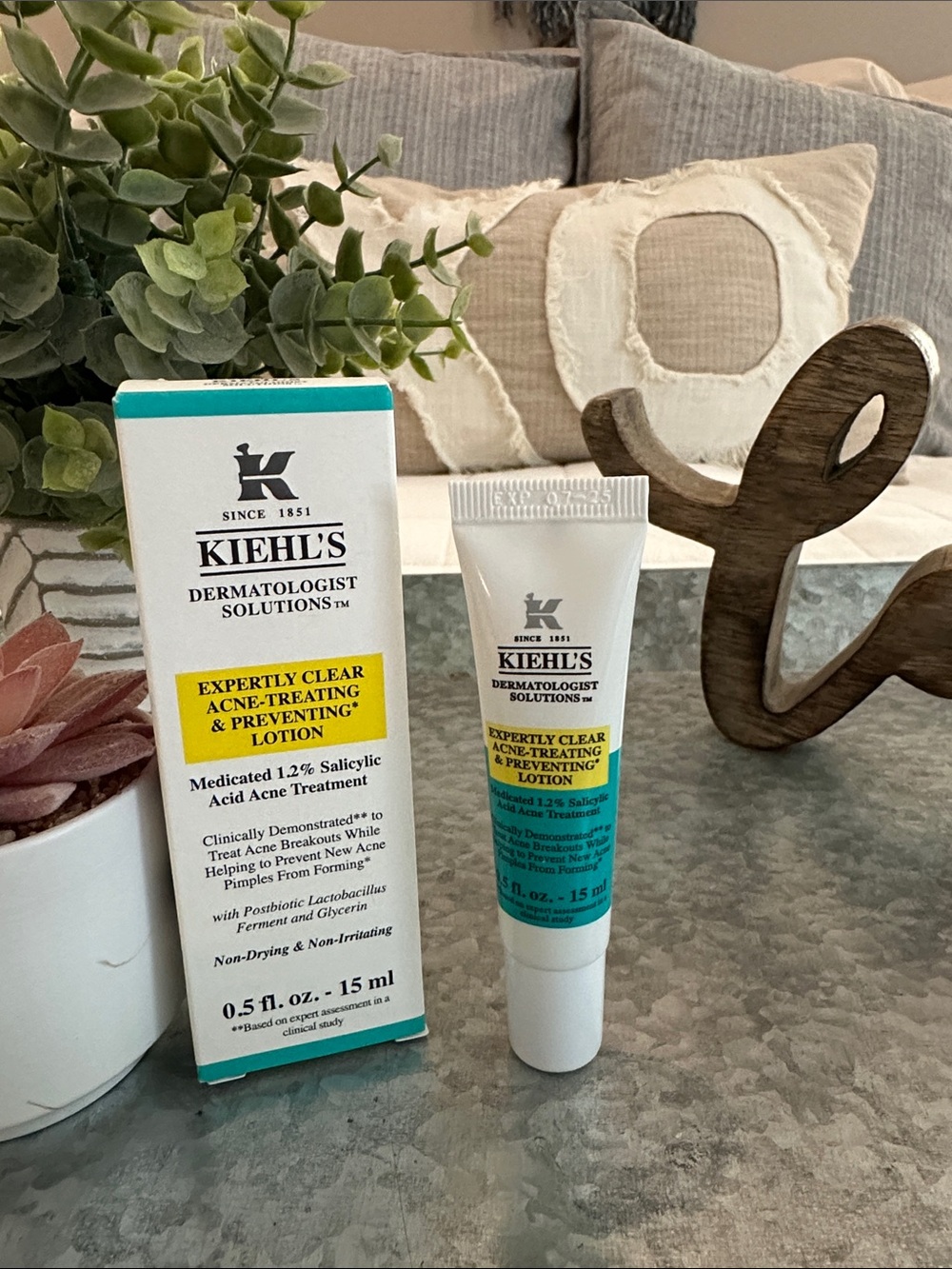 Kiehl's Expertly Clear Acne-Treating & Preventing Lotion - BNIB